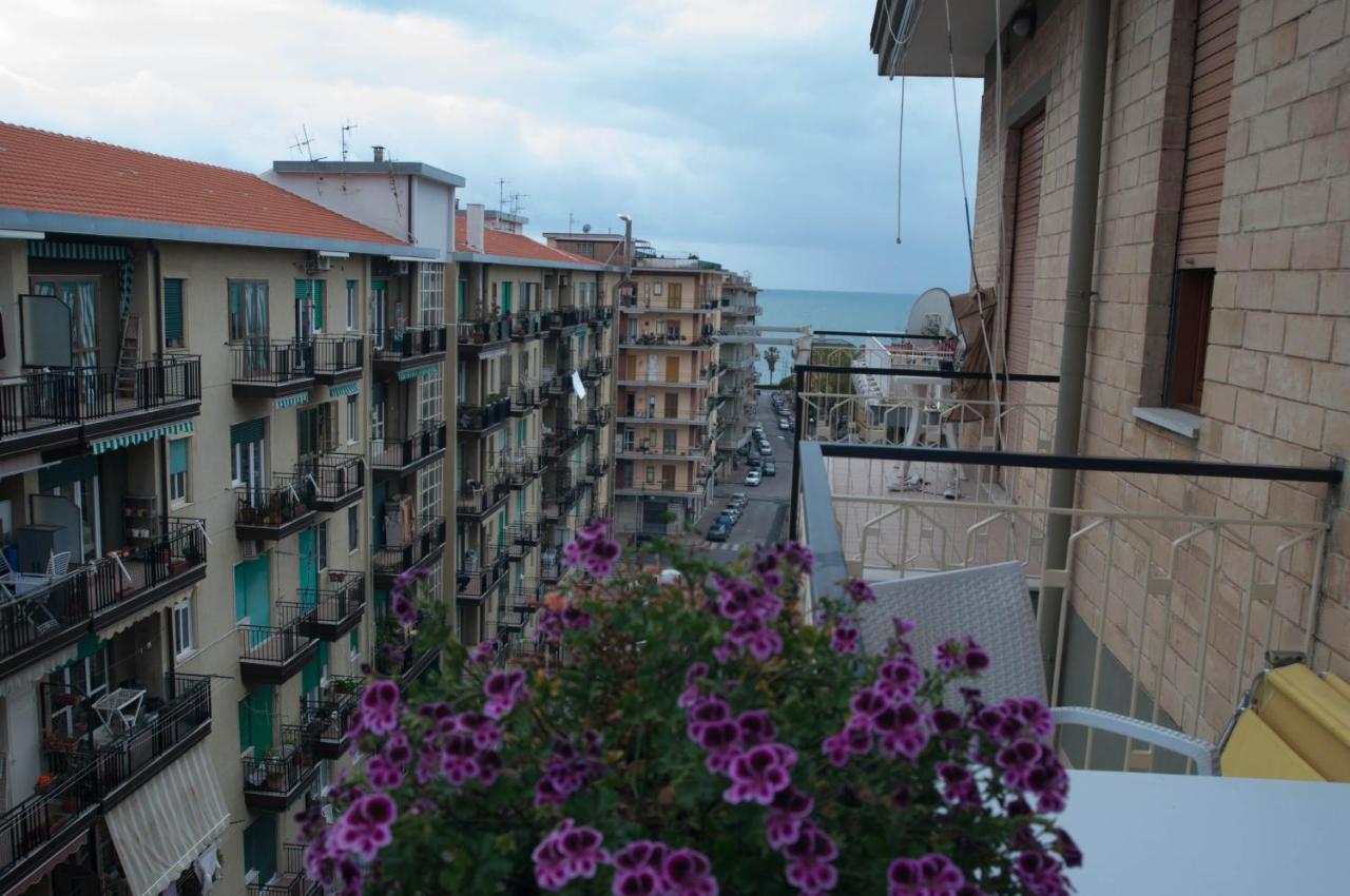 La Fenice Salernes Extérieur photo